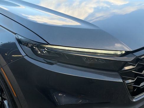 Certified 2023 Honda CR-V Sport image 34