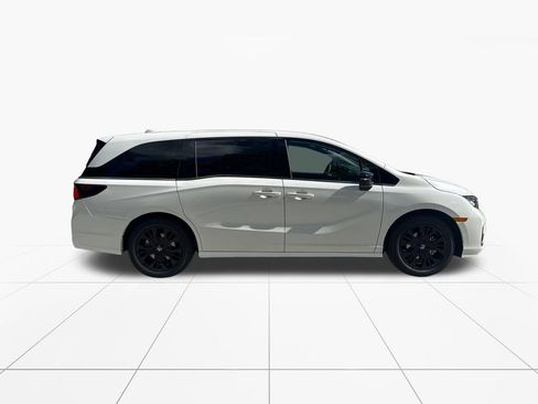 Used 2026 Honda Odyssey Sport-L image 9