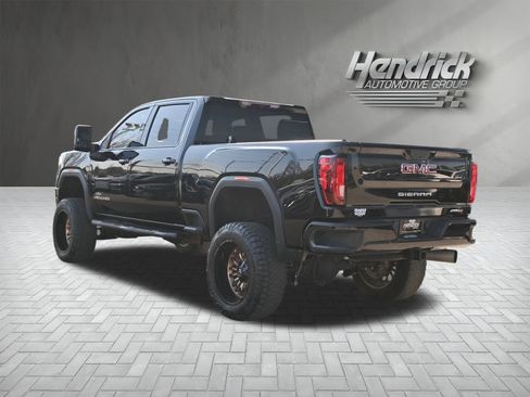 Used 2023 GMC Sierra 2500 AT4 w/ Gooseneck/5TH Wheel Package image 8