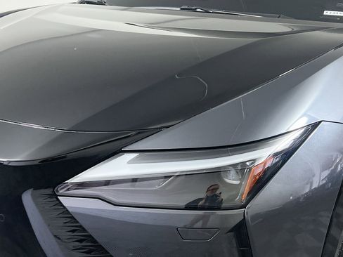 Used 2023 Lexus RZ 450e Premium image 11