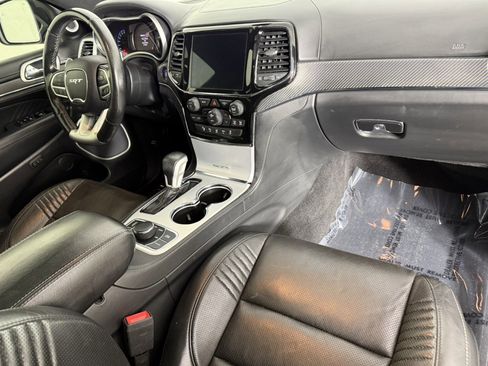 Used 2021 Jeep Grand Cherokee SRT image 11