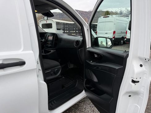 Used 2019 Mercedes-Benz Metris w/ Driver Comfort Package image 16