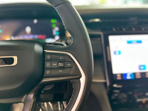 Used 2024 Jeep Grand Cherokee Limited 4xe image 31