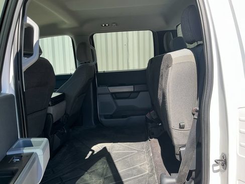 Used 2022 Ford F150 XLT w/ Trailer Tow Package AWD/4WD image 17