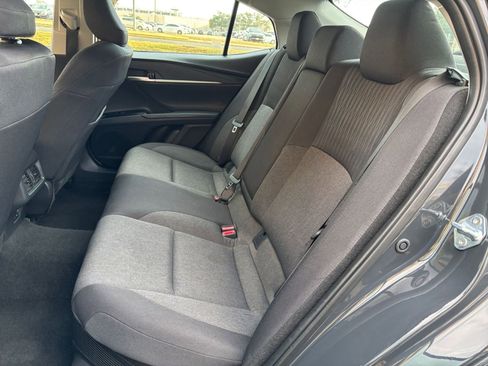 Used 2025 Toyota Camry LE image 21