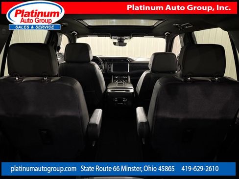 Used 2021 GMC Yukon Denali w/ Denali Premium Package AWD/4WD image 36