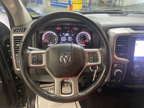 Used 2022 RAM 1500 Classic SLT w/ Electronics Group image 17