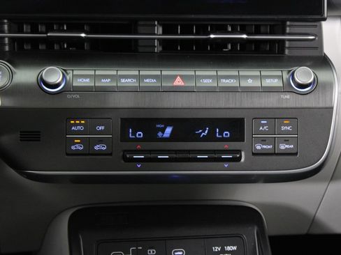 Certified 2024 Hyundai Kona SEL w/ Convenience Package FWD image 22