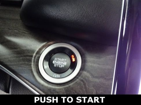 Certified 2023 Jeep Grand Cherokee 4WD 4xe w/ Luxury Tech Group II image 9