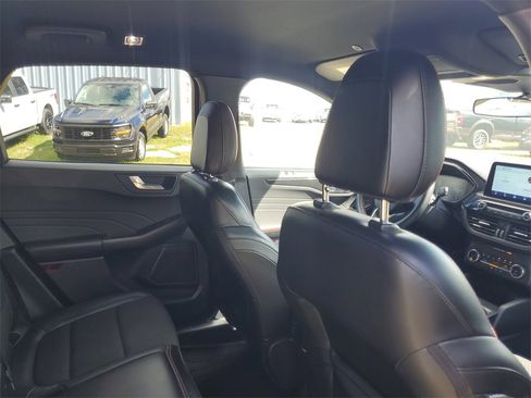 Used 2023 Ford Escape ST-Line image 33