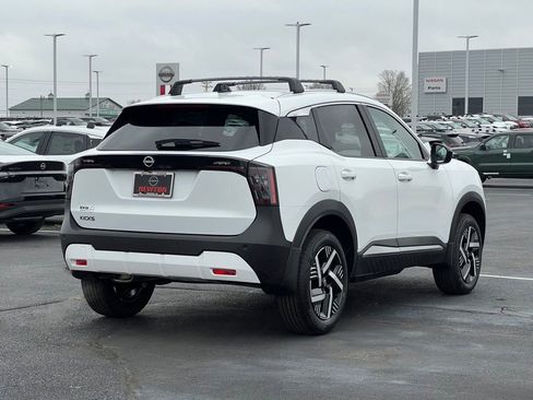 New 2026 Nissan Kicks SV w/ Cold Weather Package FWD image 5