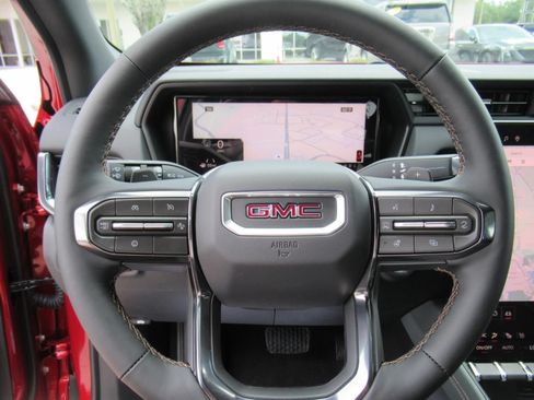 New 2027 GMC Terrain AT4 w/ Convenience Package III AWD/4WD image 24
