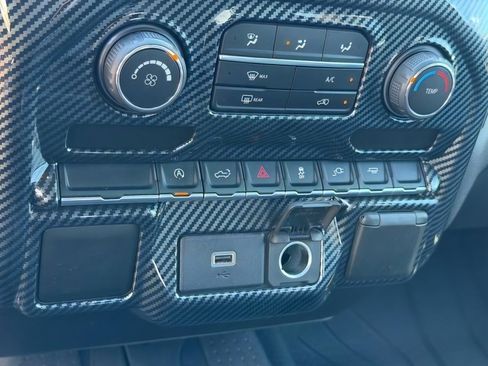 Used 2020 Chevrolet Silverado 1500 Custom w/ Custom Value Package RWD image 29