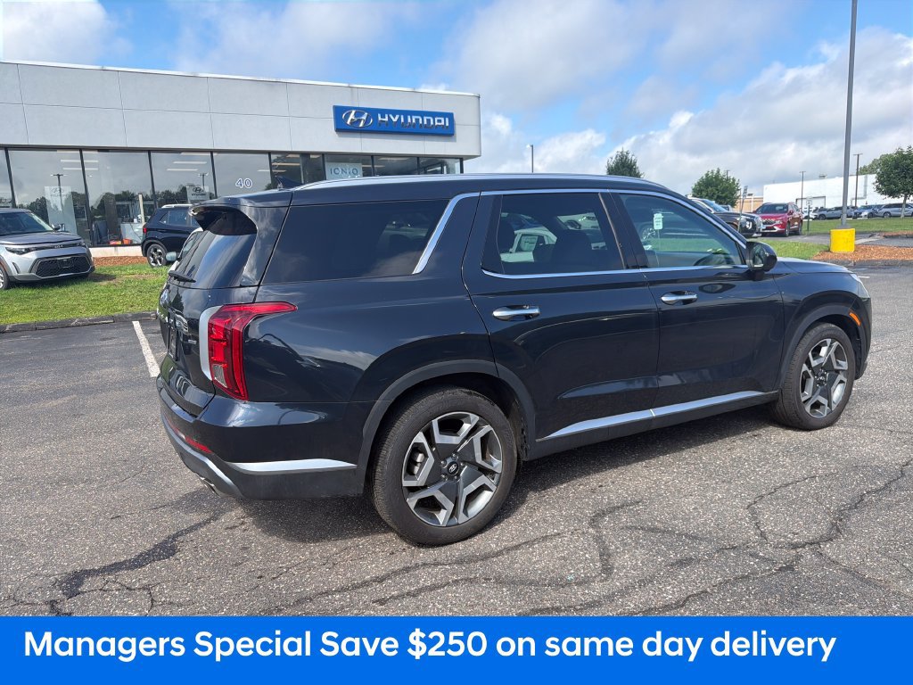 Used 2025 Hyundai Palisade SEL AWD/4WD image 4