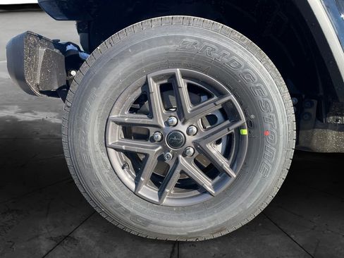 New 2026 Jeep Gladiator Sport image 14