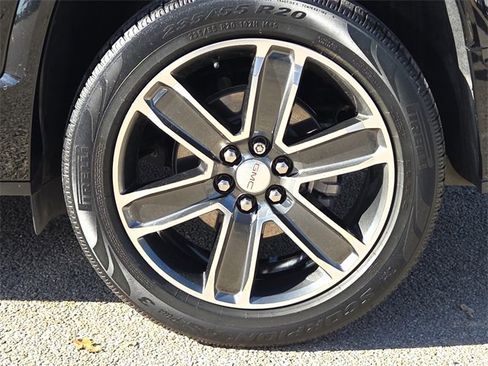 Used 2019 GMC Acadia Denali w/ Technology Package image 9