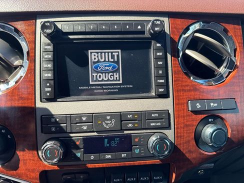 Used 2012 Ford F250 King Ranch w/ FX4 Off Road Pkg image 10