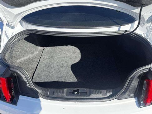 Used 2021 Ford Mustang Coupe image 62