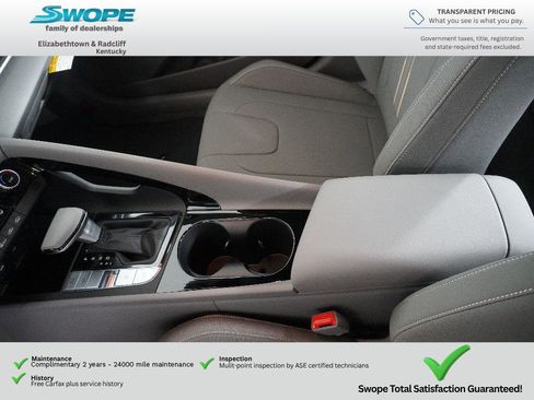 New 2026 Hyundai Elantra Hybrid FWD image 25