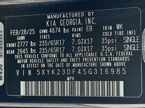 Used 2025 Kia Sportage LX image 12