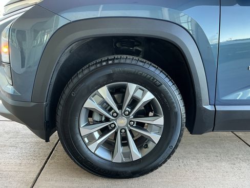 Used 2026 Chevrolet Equinox LT w/ Convenience Package II image 26