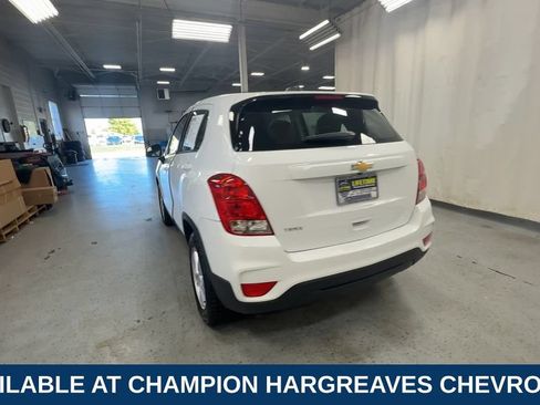 Used 2020 Chevrolet Trax LS FWD image 9