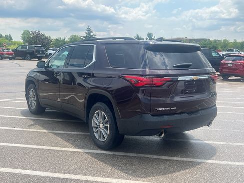 Used 2023 Chevrolet Traverse LT AWD/4WD image 3