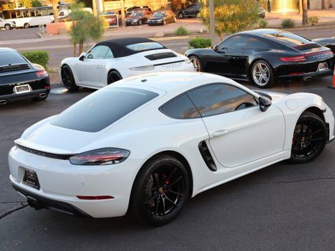 Used 2018 Porsche 718 Cayman image 18