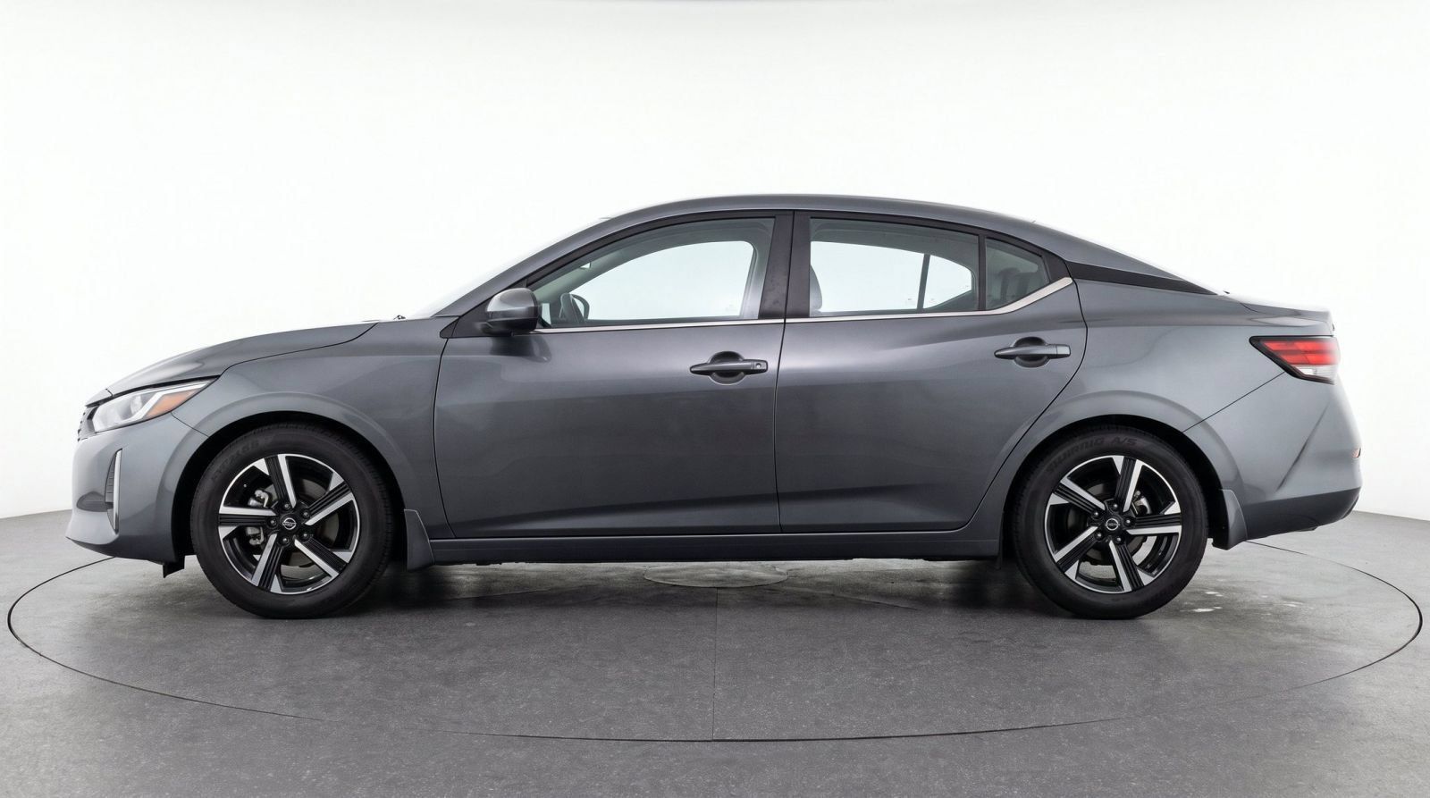 Used 2025 Nissan Sentra SV FWD image 7