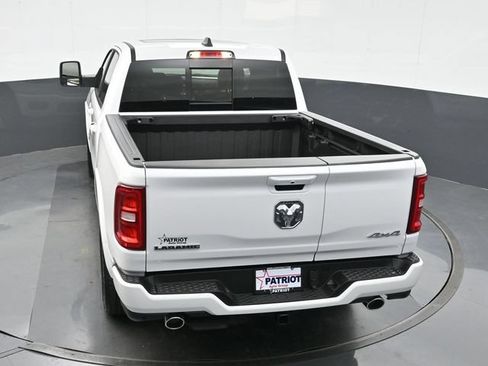 Used 2025 RAM 1500 Laramie AWD/4WD image 28