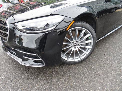 Used 2023 Mercedes-Benz S 500 4MATIC w/ AMG Line image 22