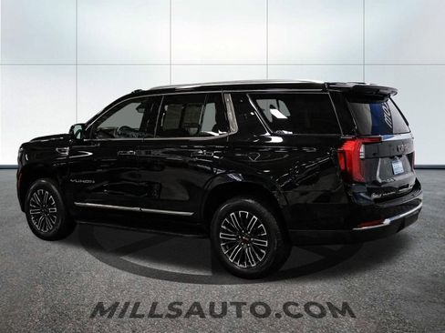 Used 2025 GMC Yukon Elevation AWD/4WD image 4