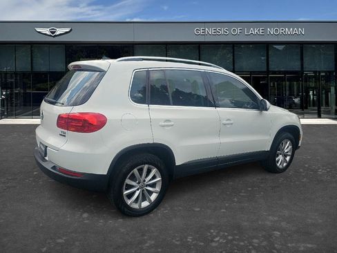 Used 2017 Volkswagen Tiguan Wolfsburg Edition AWD/4WD image 5