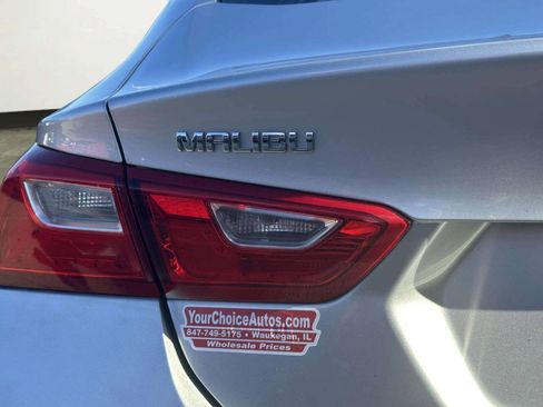 Used 2016 Chevrolet Malibu LT FWD image 37