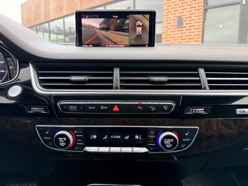 Used 2017 Audi Q7 3.0T Premium Plus w/ Premium Plus Package image 16