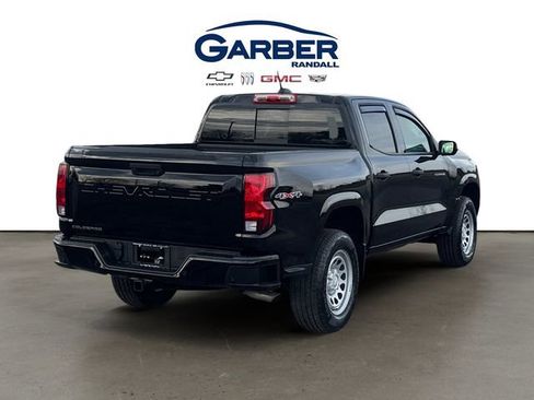 Used 2025 Chevrolet Colorado W/T w/ Advanced Trailering Package image 5