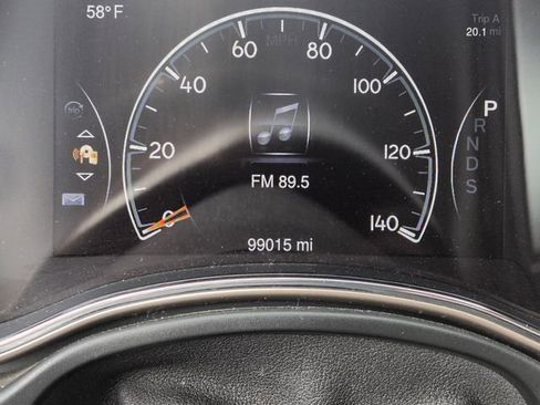 Used 2015 Jeep Grand Cherokee Overland AWD/4WD image 9