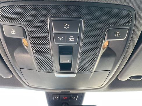 Used 2016 Mercedes-Benz GLA 250 4MATIC image 27