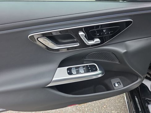 New 2026 Mercedes-Benz E 350 4MATIC Sedan image 11