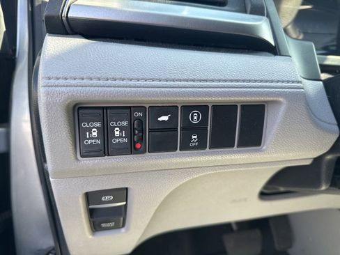 Certified 2021 Honda Odyssey EX-L image 14