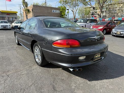 Used 2000 Chrysler LHS image 7