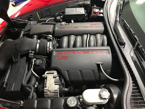 Used 2008 Chevrolet Corvette Convertible w/ Preferred Equipment Group RWD image 32