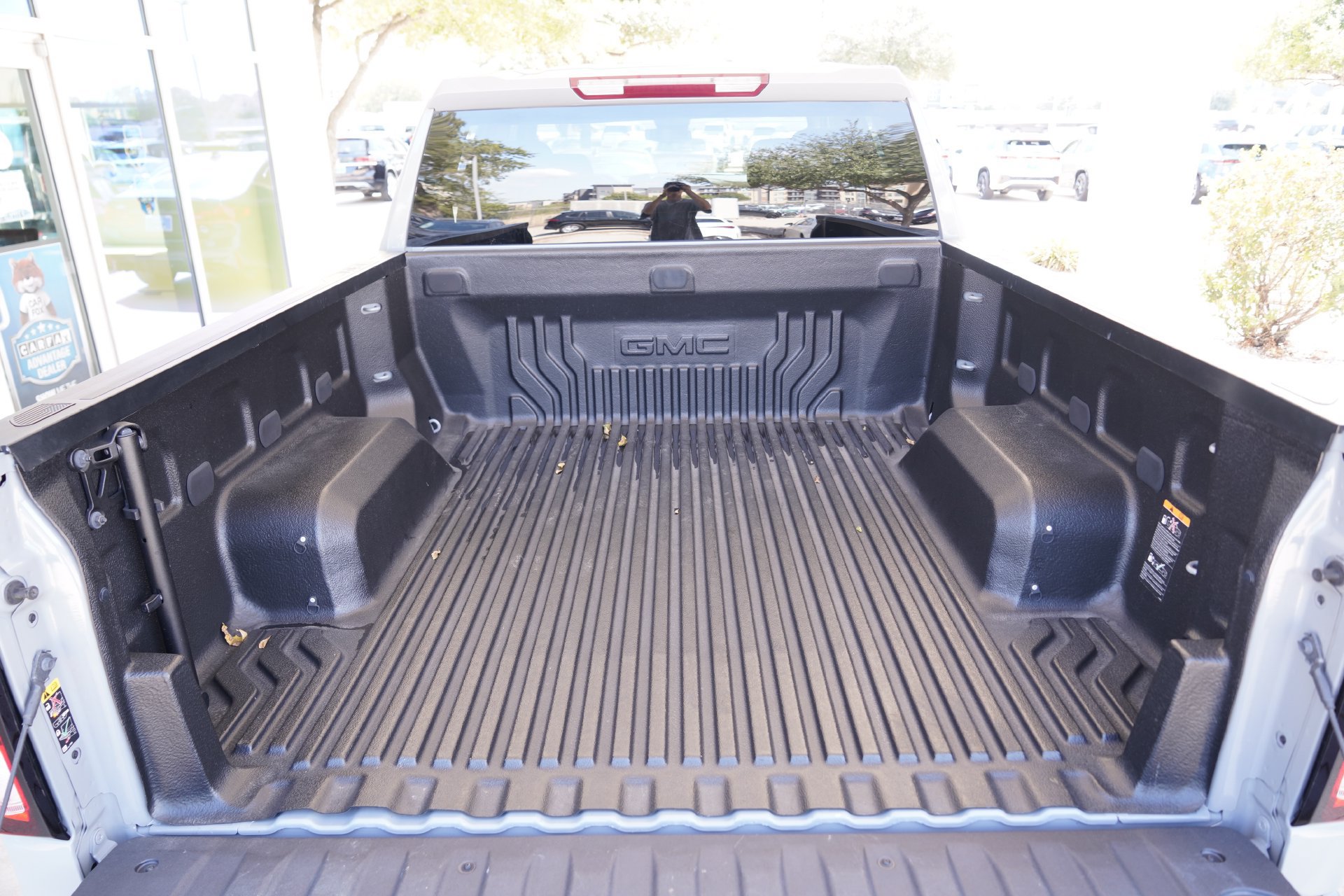 Used 2024 GMC Sierra 1500 Elevation AWD/4WD image 33