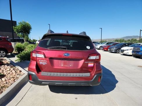 Used 2019 Subaru Outback 2.5i Premium AWD/4WD image 3
