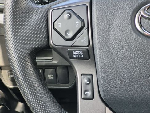Used 2019 Toyota Tacoma TRD Off-Road AWD/4WD image 23