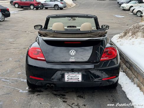 Used 2014 Volkswagen Beetle TDI image 11