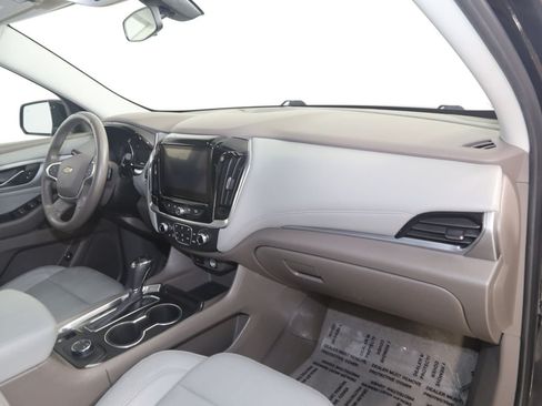 Used 2019 Chevrolet Traverse LT w/ LPO, Floor Liner Package AWD/4WD image 39