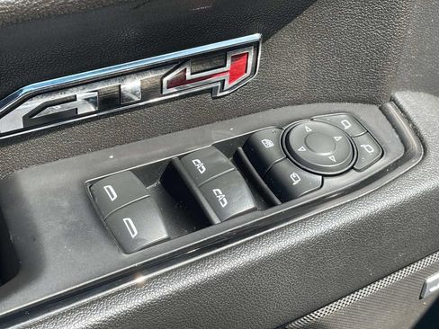 Used 2022 GMC Sierra 1500 AT4 w/ AT4 Premium Package AWD/4WD image 19