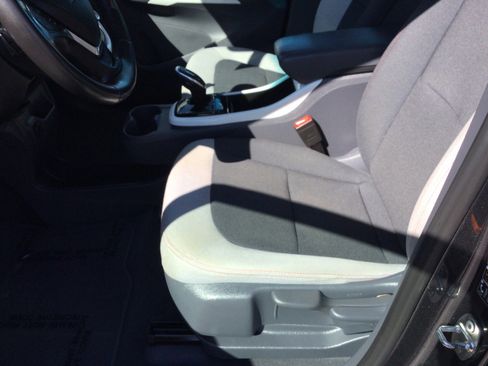 Used 2019 Chevrolet Bolt LT image 13