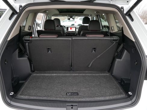 New 2026 Volkswagen Atlas Peak Edition AWD/4WD image 8